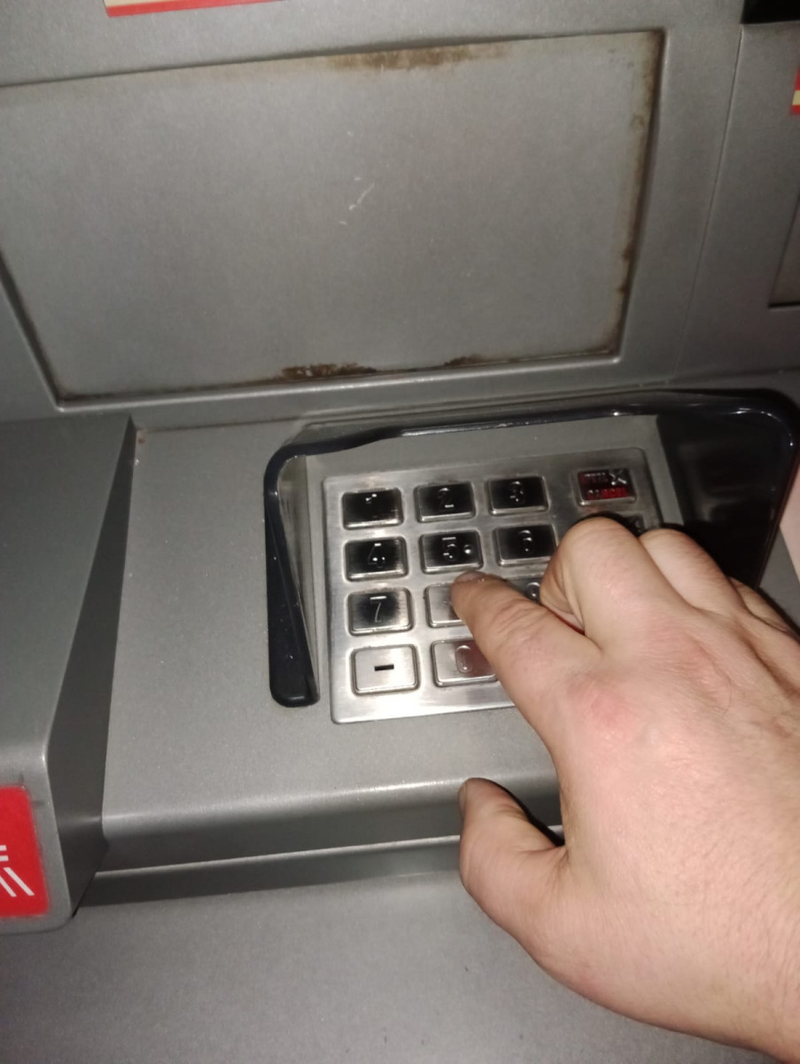 ATM'LERE ŞİFRE YASAĞI GELDİ